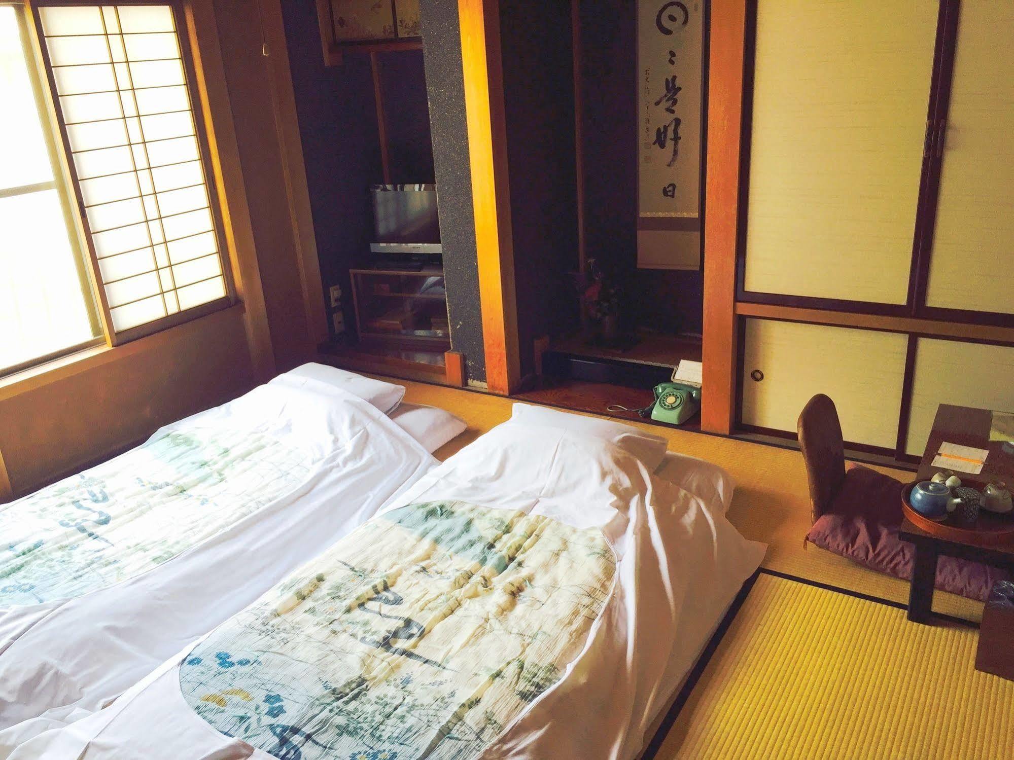 Ryokan Kaminaka Takayama  Esterno foto